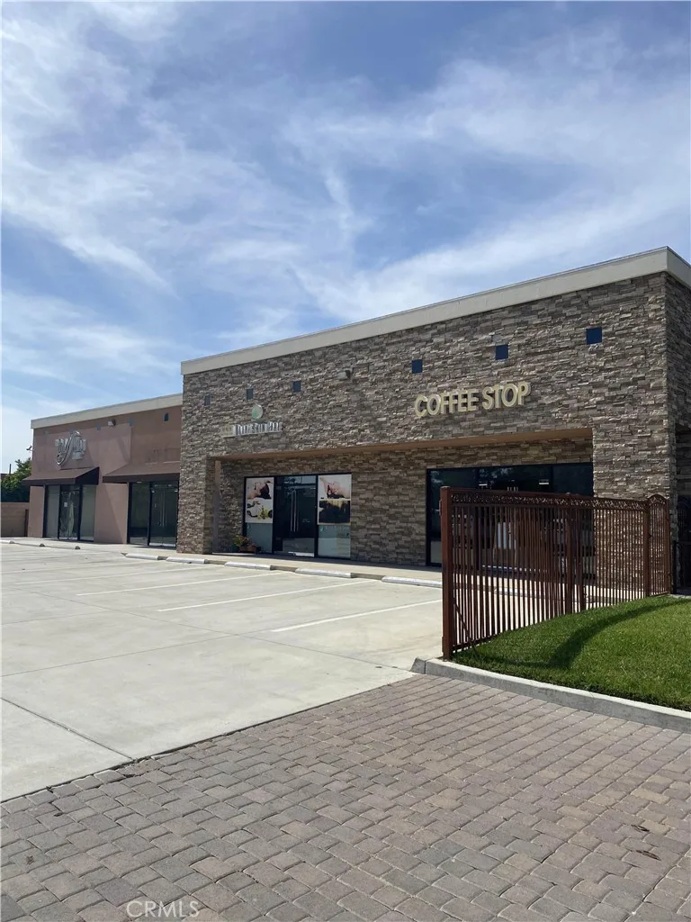 7041 Western Avenue, Buena Park, CA 90620