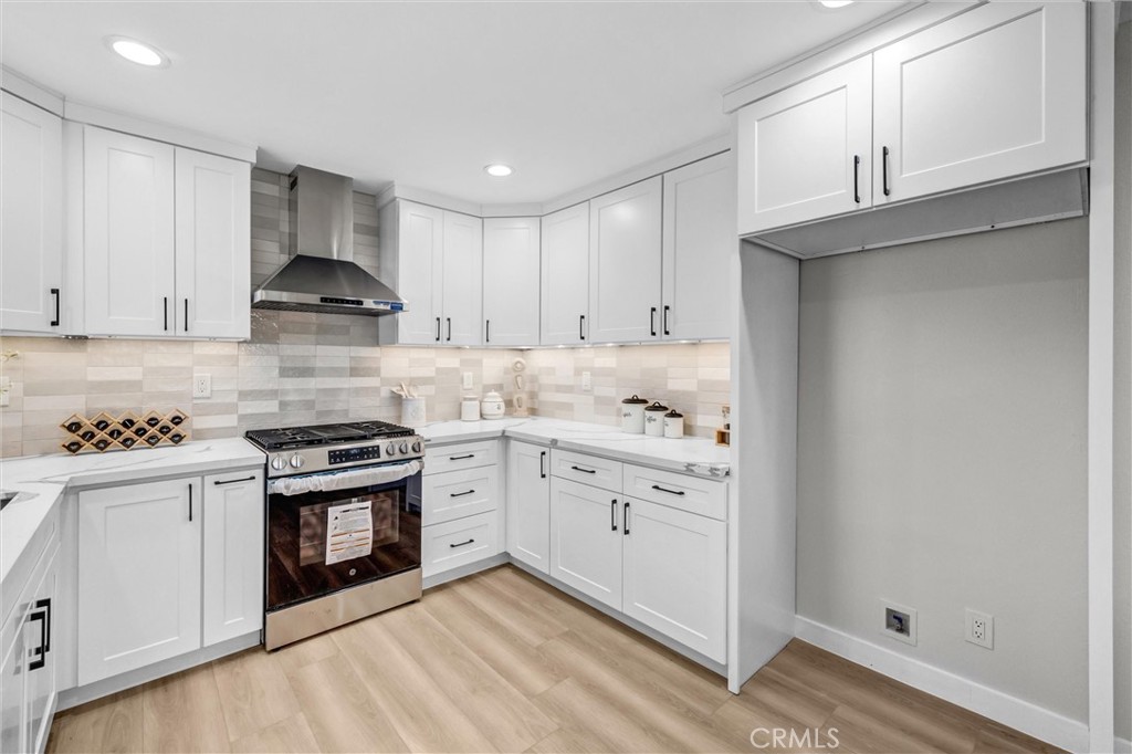 7060 Santa Ana, Buena Park CA 90620 - photo 12