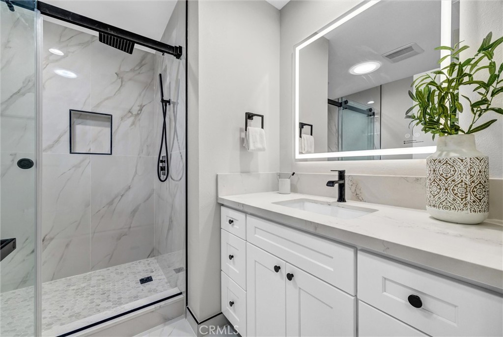 7060 Santa Ana, Buena Park CA 90620 - photo 17