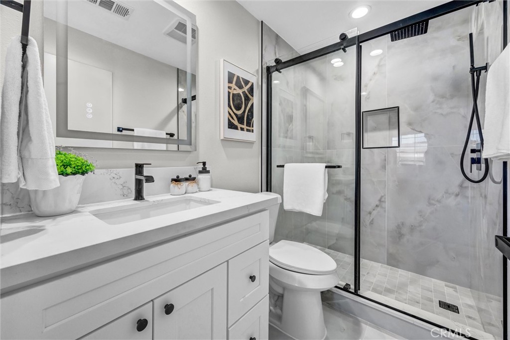 7060 Santa Ana, Buena Park CA 90620 - photo 25