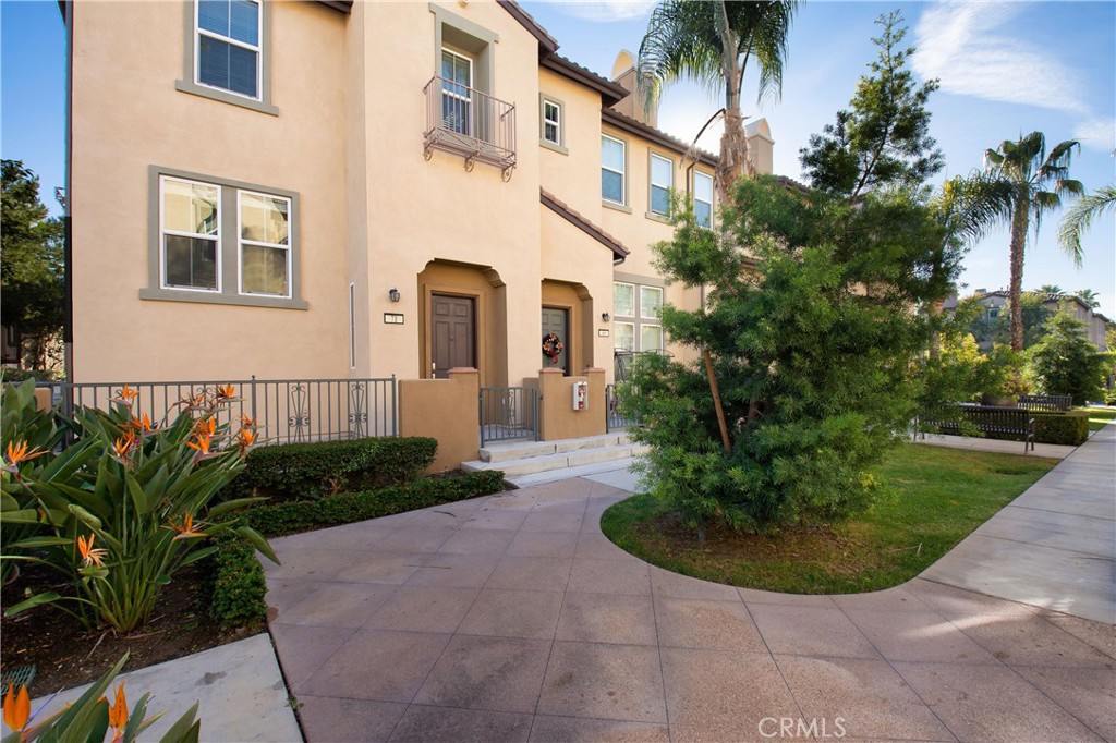 71 Webber Way 77, Buena Park CA 90621 - photo 1