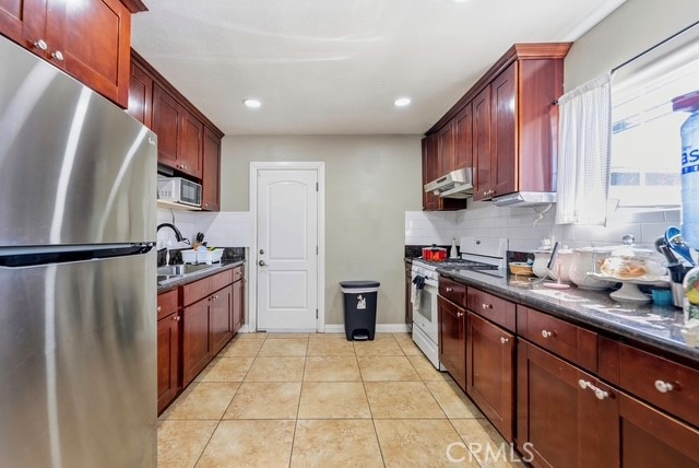 7122 Stanton, Buena Park CA 90621 - photo 25