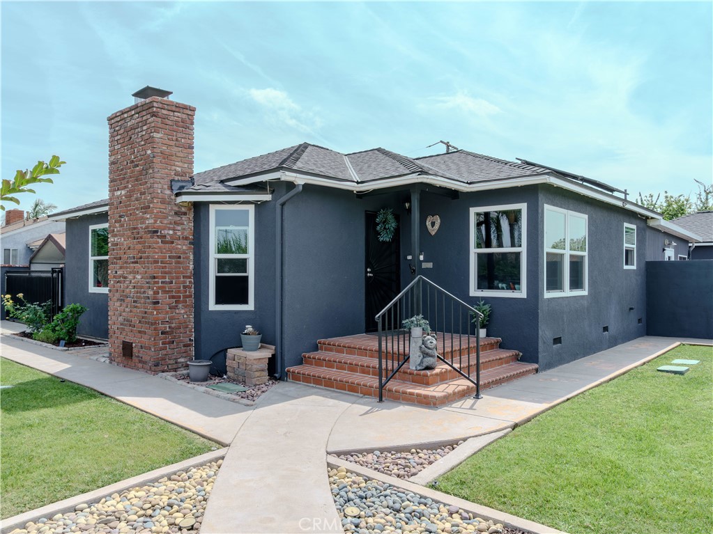 7152 Hidalgo, Buena Park CA 90621 - photo 1