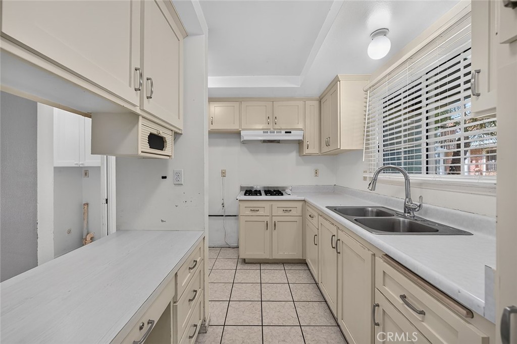 7161 Santa Isabel Circle, Buena Park CA 90620 - photo 7
