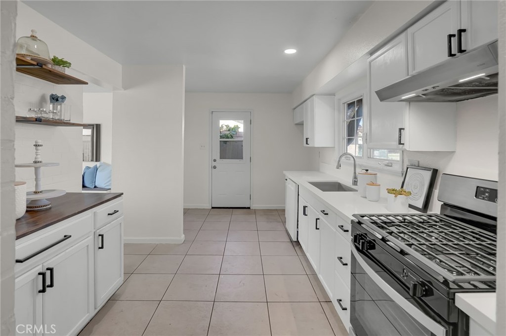7321 Colombia Drive, Buena Park CA 90620 - photo 17