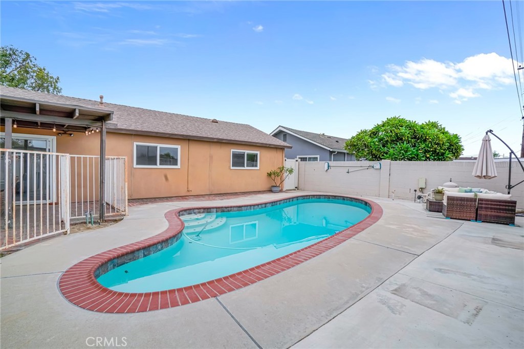 7321 Colombia Drive, Buena Park CA 90620 - photo 38