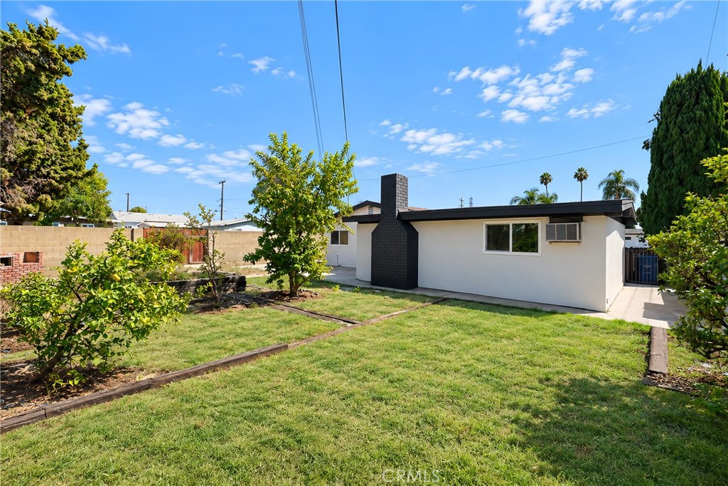 7437 El Verano, Buena Park CA 90620 - photo 23