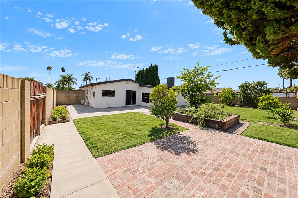 7437 El Verano, Buena Park CA 90620 - photo 24