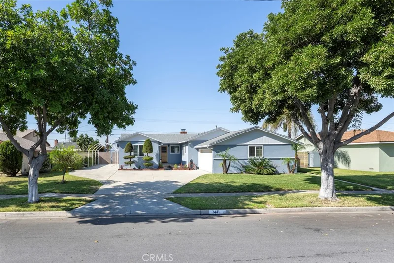 7441 El Camino, Buena Park, CA 90620