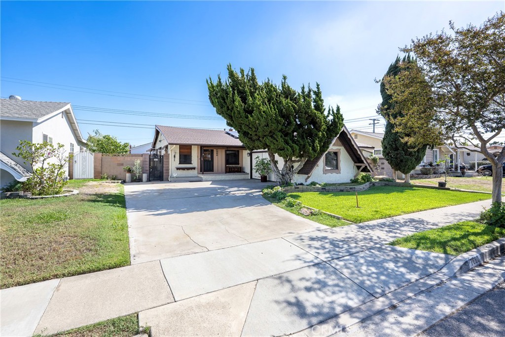 7660 El Chaco, Buena Park CA 90620 - photo 2