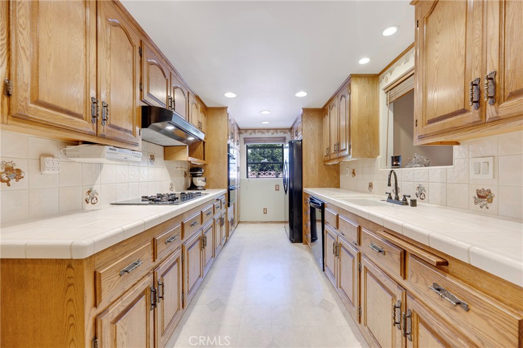 7660 El Chaco, Buena Park CA 90620 - photo 21