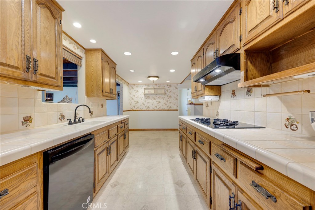 7660 El Chaco, Buena Park CA 90620 - photo 24