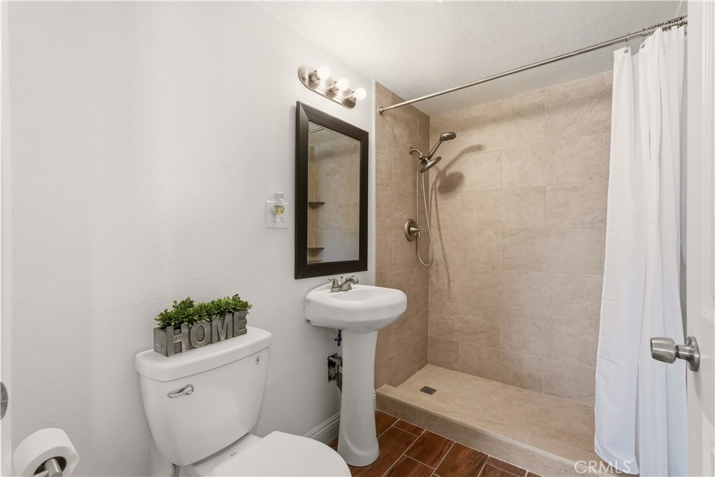 7661 El Monte, Buena Park CA 90620 - photo 8