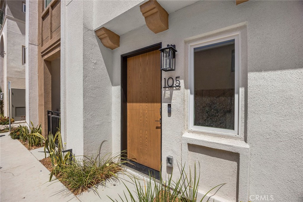 7692 9th Street 105, Buena Park CA 90621 - photo 1