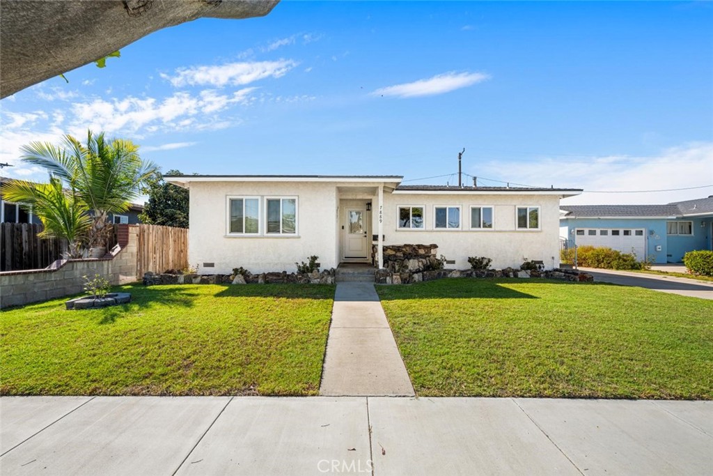 7889 La Casa Way, Buena Park CA 90620 - photo 2