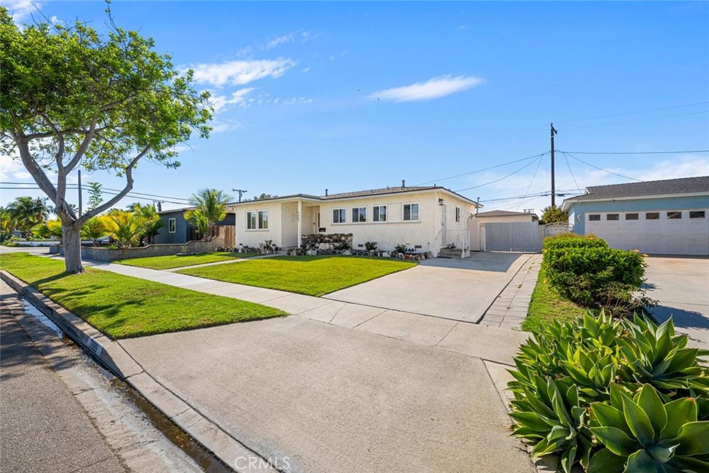 7889 La Casa Way, Buena Park CA 90620 - photo 6