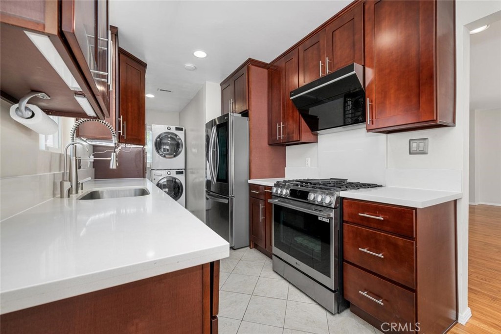 7889 La Casa Way, Buena Park CA 90620 - photo 24