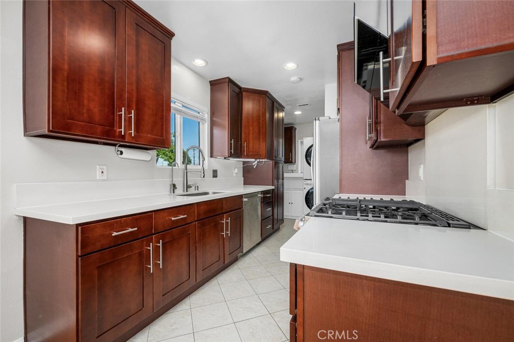 7889 La Casa Way, Buena Park CA 90620 - photo 25