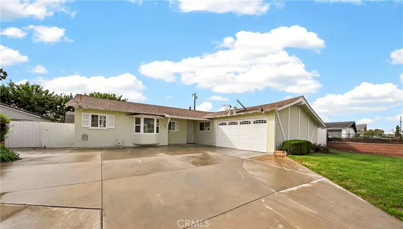 7961 La Corona Way, Buena Park, CA 90620