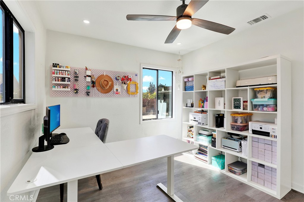 8014 Calendula, Buena Park CA 90620 - photo 5