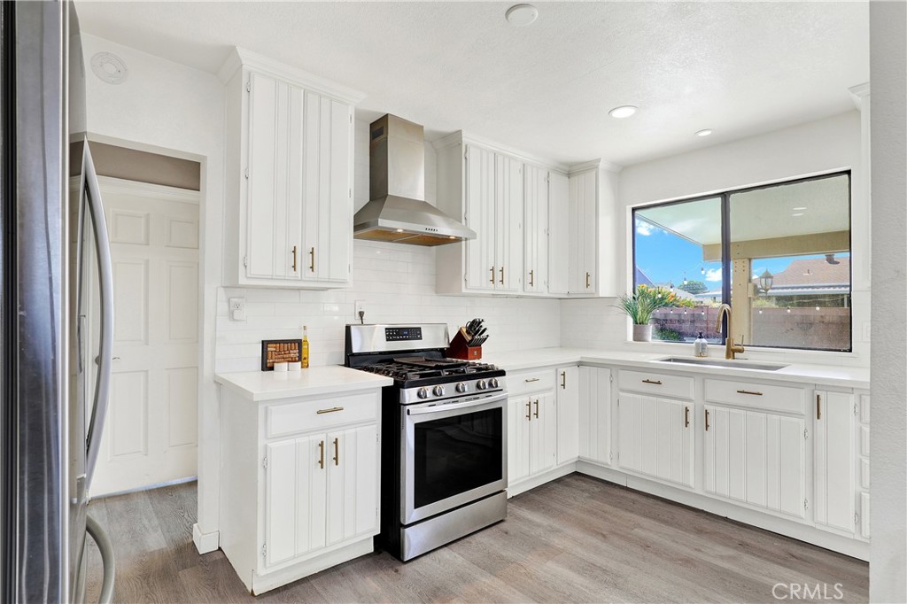 8014 Calendula, Buena Park CA 90620 - photo 15