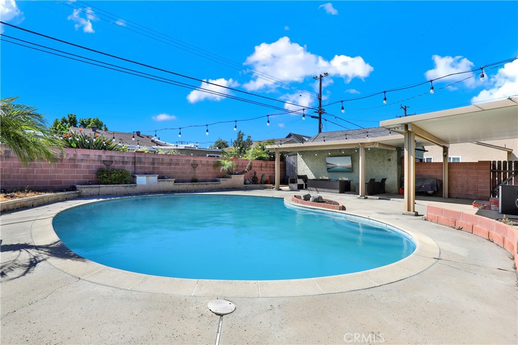 8014 Calendula, Buena Park CA 90620 - photo 19