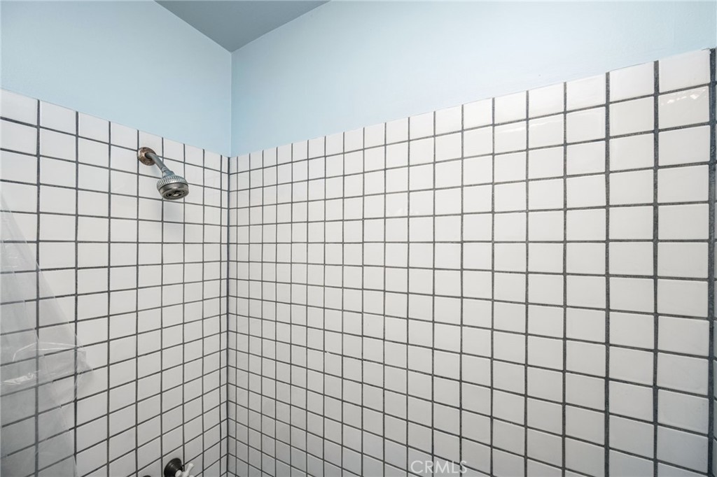 Hallway Bath - 8037 Canna Circle, Buena Park CA 90620 - photo 37
