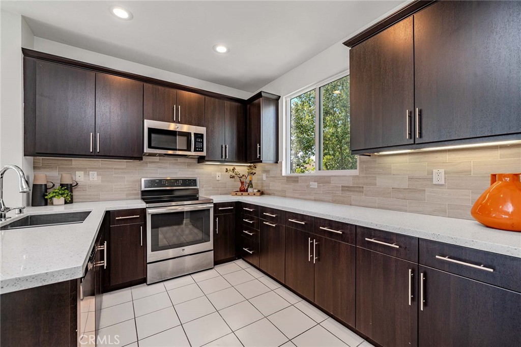 8076 Ackerman Street, Buena Park CA 90621 - photo 12