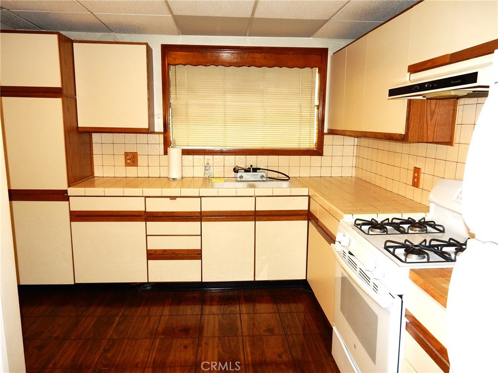 Kitchen view one. - 8157 Calendula Drive, Buena Park CA 90620 - photo 1
