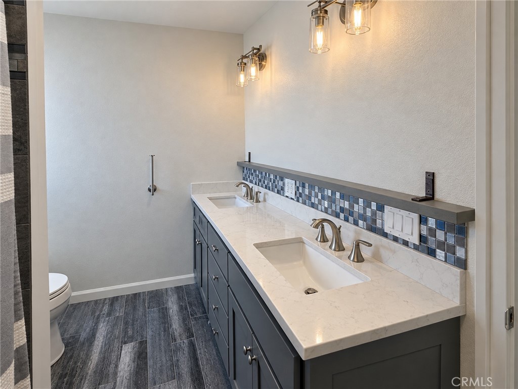 Bathroom#1 - 8180 Ferguson Green, Buena Park CA 90621 - photo 20