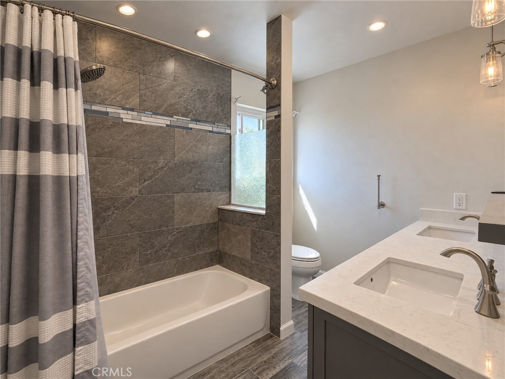 Bathroom#1 - 8180 Ferguson Green, Buena Park CA 90621 - photo 22