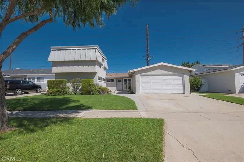 8200 Guava Ave, Buena Park