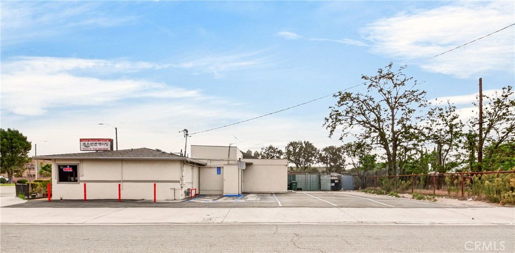 8242 Commonwealth, Buena Park CA 90621 - photo 12