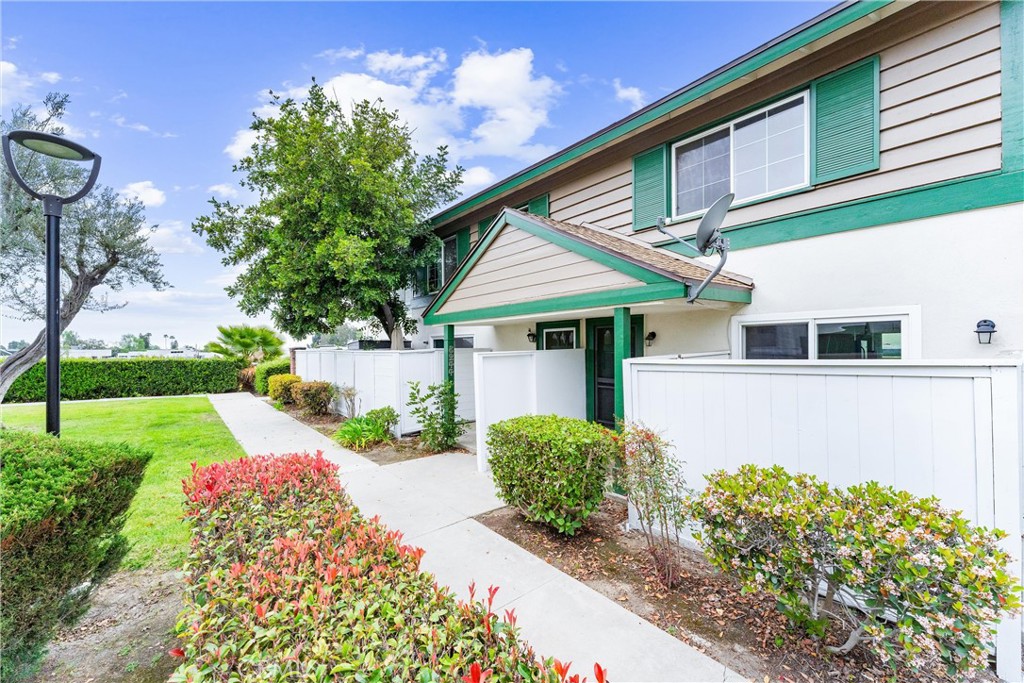 8242 Henderson Green, Buena Park CA 90621 - photo 1