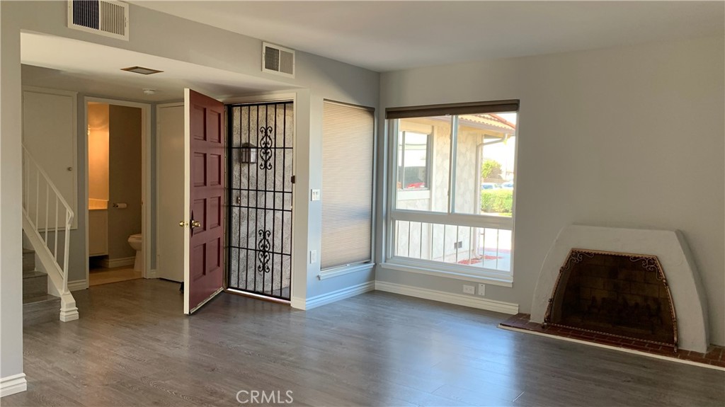 8250 Gregory Circle, Buena Park CA 90621 - photo 2