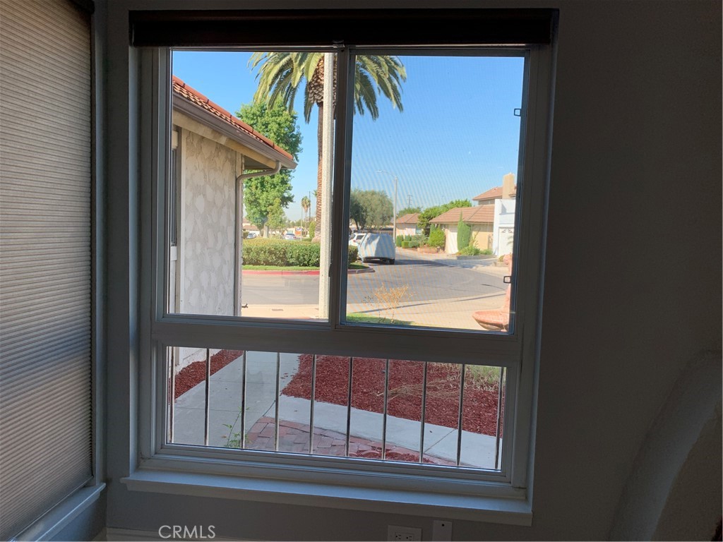 8250 Gregory Circle, Buena Park CA 90621 - photo 4