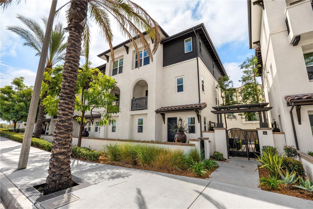 8252 Orangethorpe Avenue, Buena Park CA 90621 - photo 1