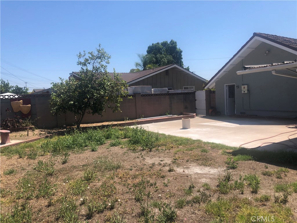8408 MERCURY DR, Buena Park CA 90620 - photo 28