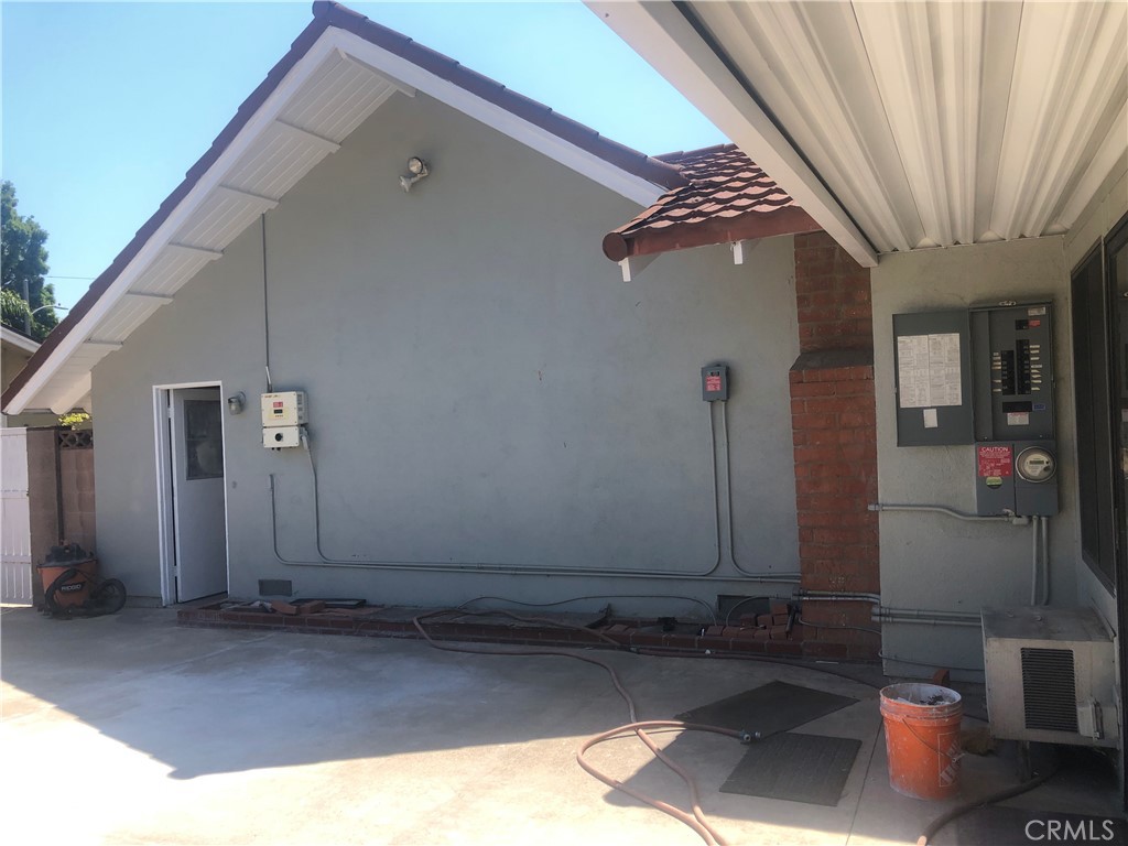 8408 MERCURY DR, Buena Park CA 90620 - photo 32