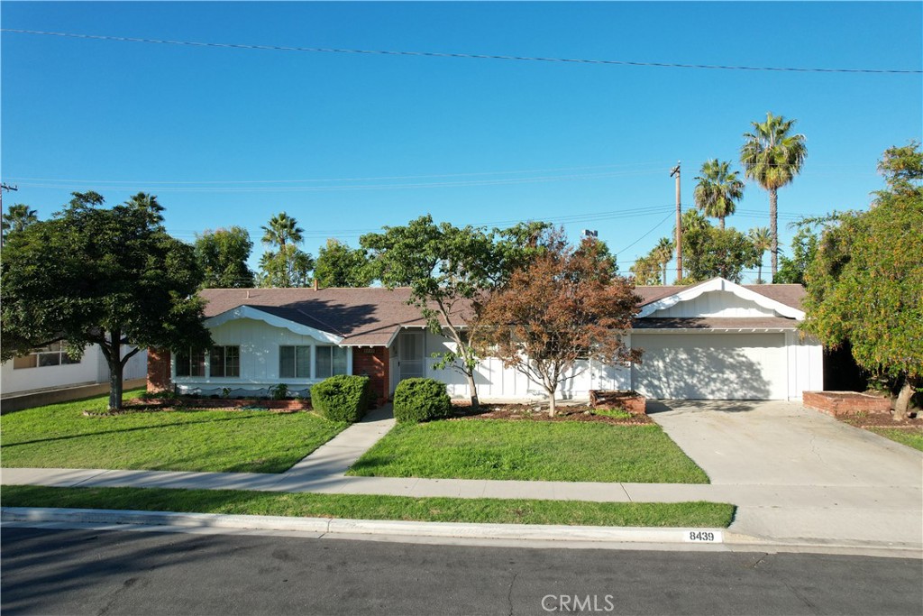Font - 8439 Venus Drive, Buena Park CA 90620 - photo 1