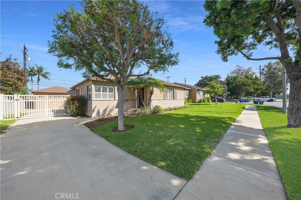 8469 Calendula Drive, Buena Park CA 90620 - photo 2