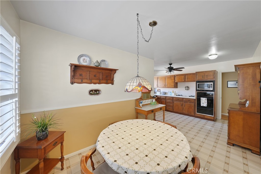 8469 Calendula Drive, Buena Park CA 90620 - photo 10