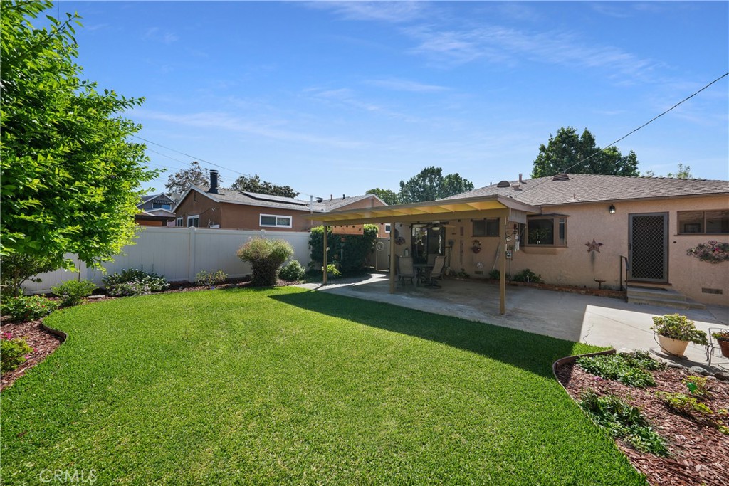 8469 Calendula Drive, Buena Park CA 90620 - photo 32