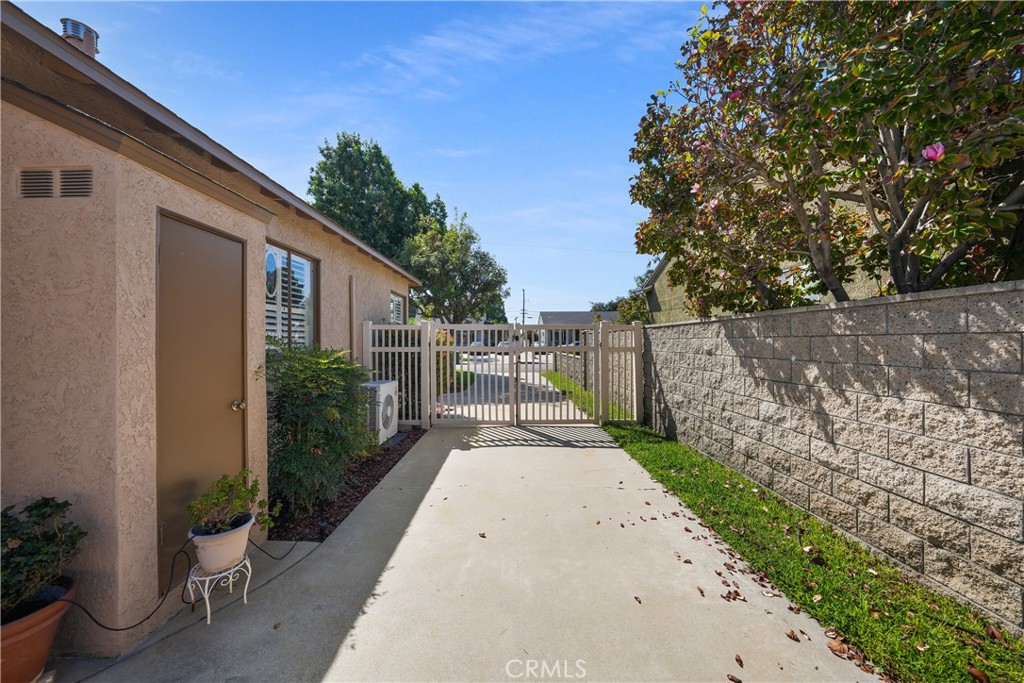 8469 Calendula Drive, Buena Park CA 90620 - photo 33