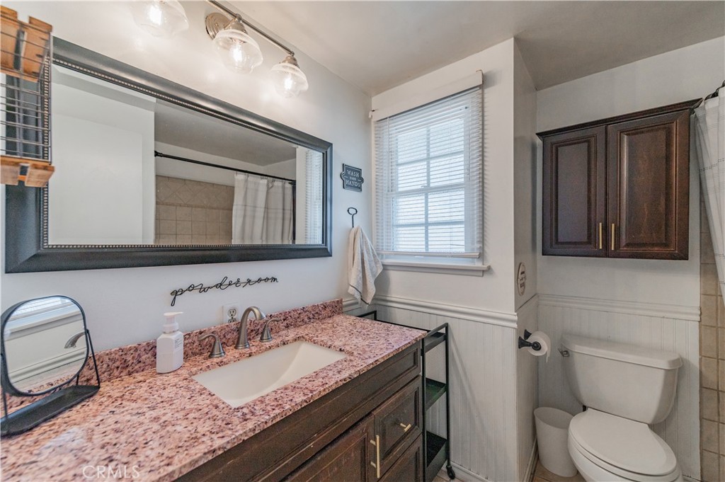 hallway bathroom - 8695 Madison Avenue, Buena Park CA 90620 - photo 18