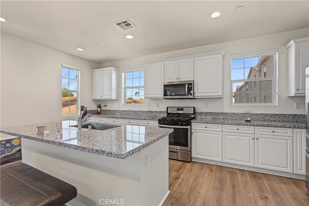Kitchen Area - 8881 Orangethorpe, Buena Park CA 90621 - photo 7