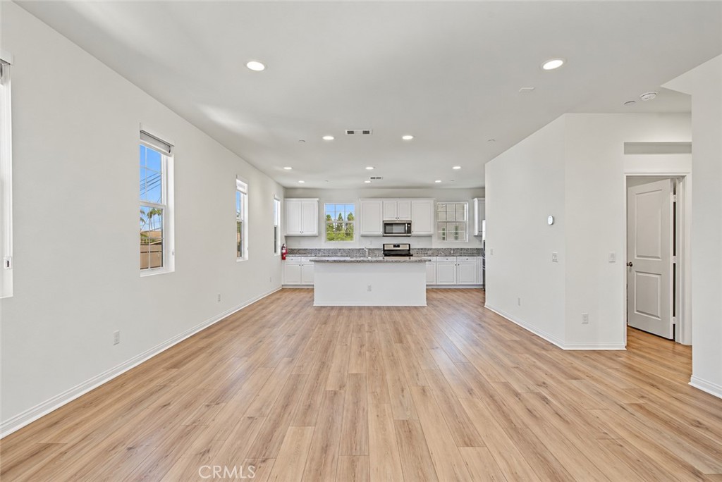 AI-Edited – Furniture Digitally Removed - 8881 Orangethorpe, Buena Park CA 90621 - photo 16