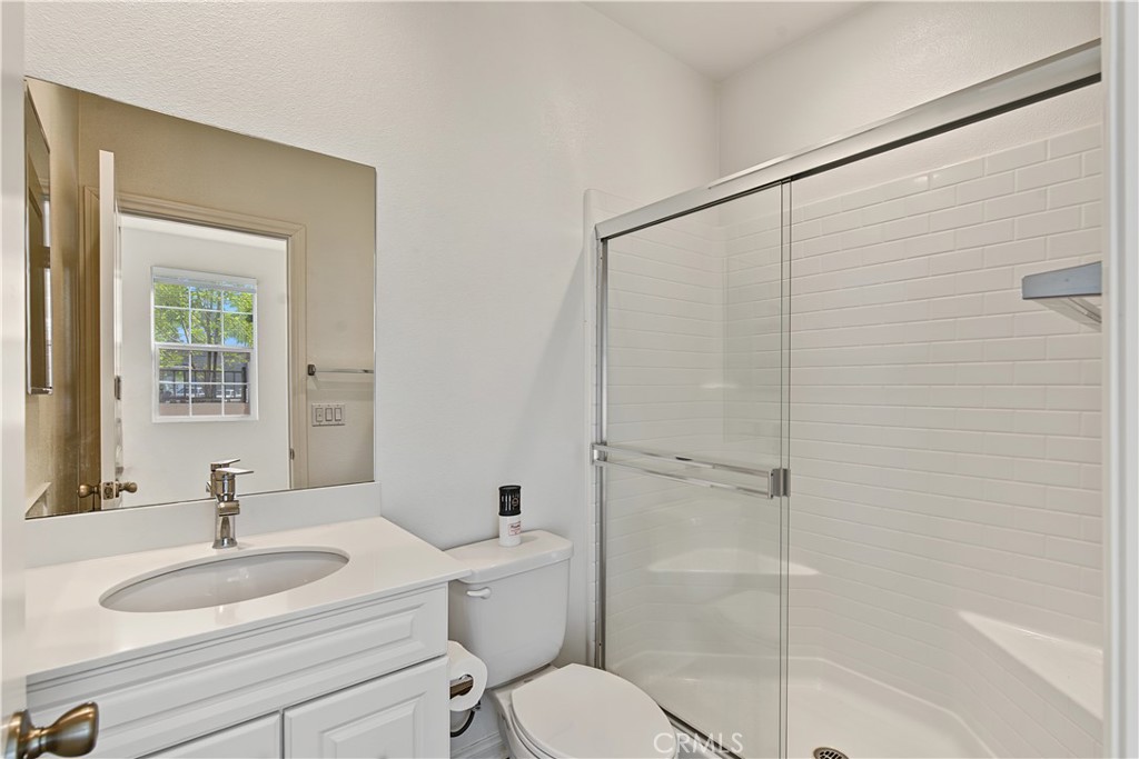 First-Floor Bathroom - 8881 Orangethorpe, Buena Park CA 90621 - photo 21