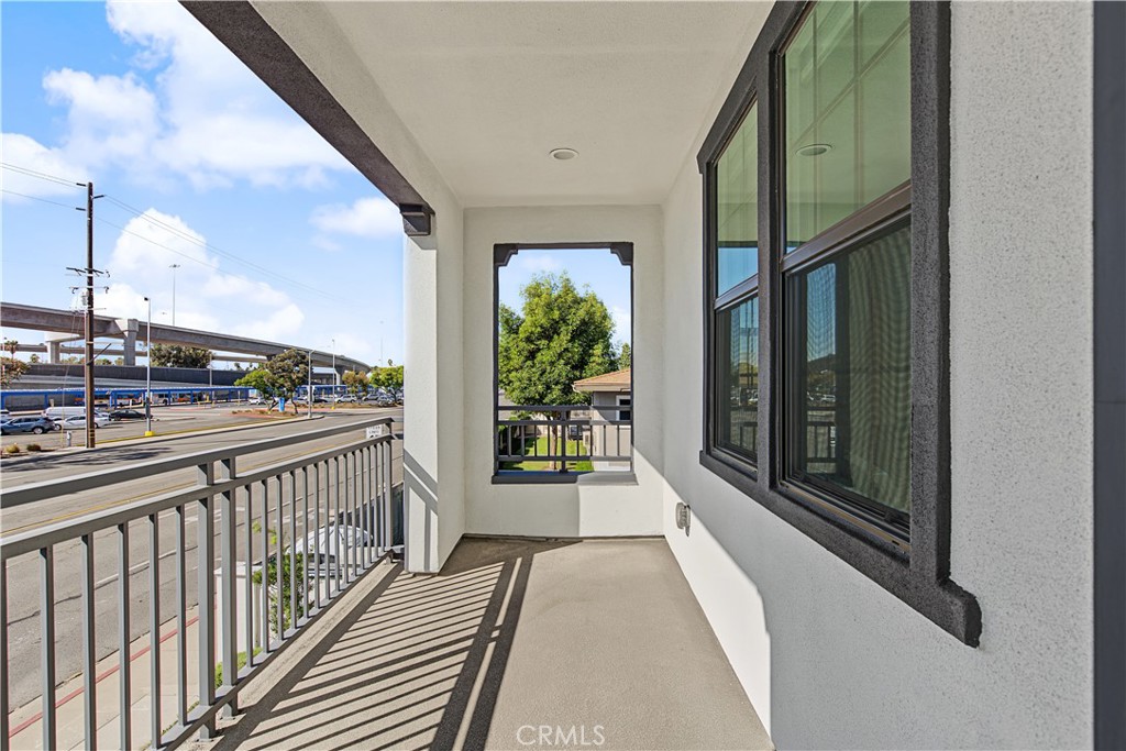 Second-Floor Balcony - 8881 Orangethorpe, Buena Park CA 90621 - photo 38