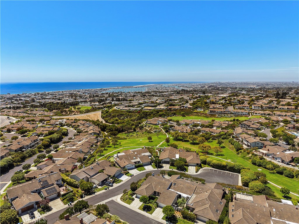 1 Breakwater Drive, Corona Del Mar CA 92625 - photo 6